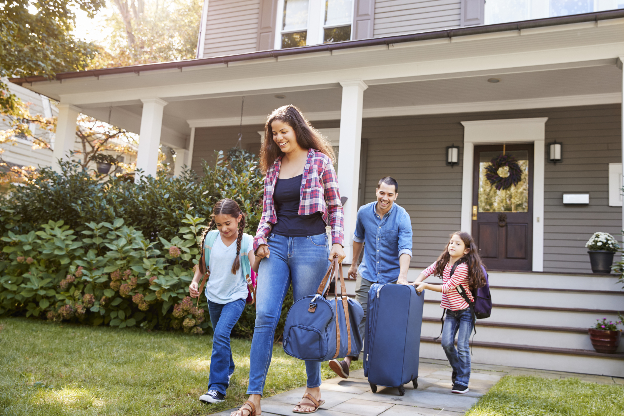 Drive or Fly? How to Calculate the More Affordable Option
